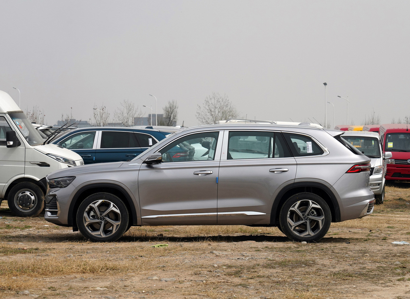 1725354720159045.jpg 1400x0_1_q95_autohomecar__ChxoHmX1x6eAJouUAClNXvvGBdY189.jpg